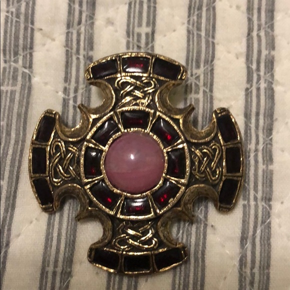 Vintage Miracle Celtic Cross Brooch - Picture 3 of 7